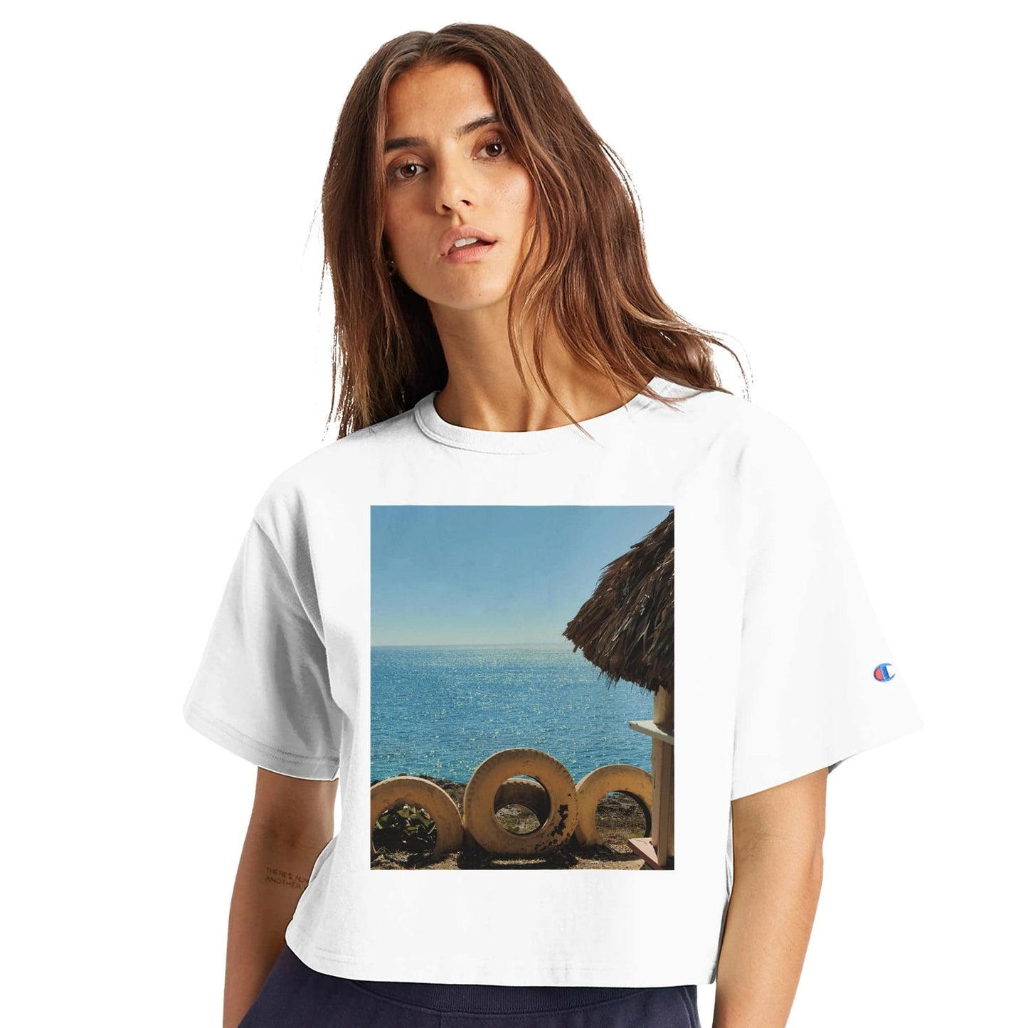Beach and Tire Women's Cropped Crew Neck T-Shirt Relaxing Caribbean Eco Tops Pixio.Co - Pixio.Co